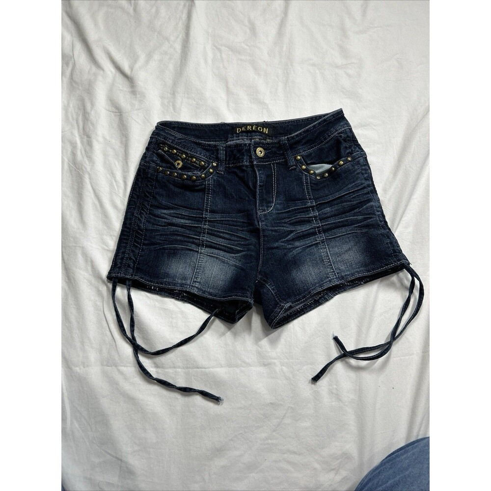 Beyonce’ Dereon Jean Shorts Women's Sz 7/8 Blue Studded Pockets Whisker Fade EUC